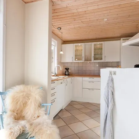 Cozy Coastal Retreat - By Traum *