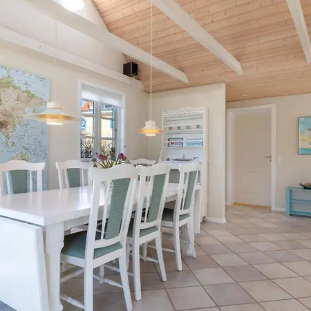 Cozy Coastal Retreat - By Traum Hébergement de vacances