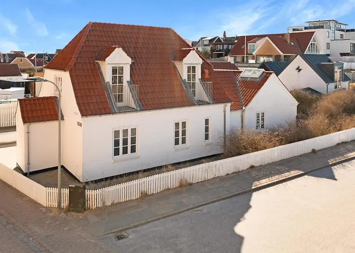 Cozy Coastal Retreat - By Traum